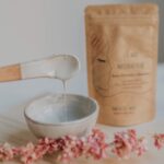 MASCHERA VISO IN POLVERE Pelle Normale e Sensibile con Argilla Bianca, Olio di Mandorle Dolci, Lavanda e Acido Ialuronico - immagine 2